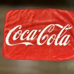 レア！Coca-Cola コカ・コーラ ブランケット 毛布 100×140cm 値下げ！レア！コカ・コーラ ブランケット 毛布 100×140cm - メルカリ