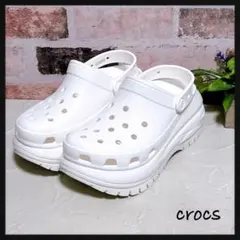 ほぼ新品【crocs クロックス】クロッグ サンダル 白 メガクラッシュ 極美品