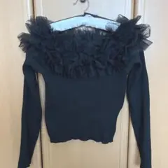 オフショルダー チュールフリルニットトップス　L