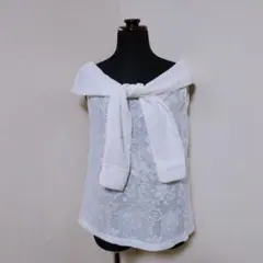 ■花柄　きれいめ　トップス【新品】のサムネイル