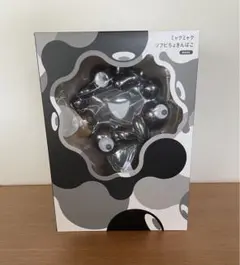 EXPO2025 大阪・関西万博　限定　ミャクミャク　貯金箱　ソフビ　モノクロ