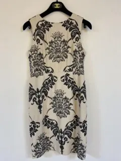 新品未使用　グレースコンチネンタル　ワンピース　ダイアグラム　花柄