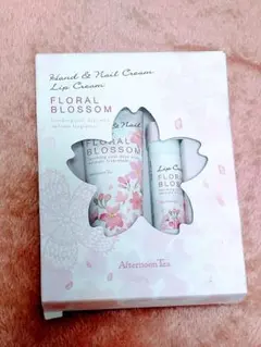 ハンド&ネイルクリーム・リップクリームセット