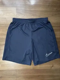 Nike Dri-FIT スリムフィット ブラックショーツ Nike スリムフィット ブラックショートパンツ - メルカリ