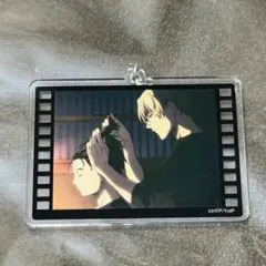 ユーリ on ice!!! ホテル 缶キーホルダー ヴィクトル 勝生勇利 - メルカリ