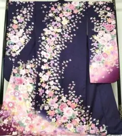 未使用品✨振袖　濃紫　裄71cm　刺繍　舞花文　暈し染め　金銀彩☆