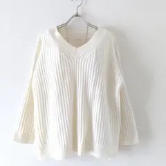極美品♥Honeys　CINEMA CLUB リブニットVネックセーター M　白