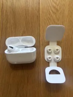 AirPods Pro第1世代　本体（充電ケース）　＋　左耳のみ