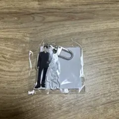 SEVENTEEN NEW_ カプセルトイアクリルキーリングドギョム DK