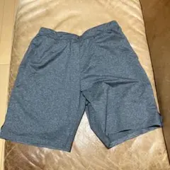 【Bin様専用】ユニクロ　ウルトラストレッチアクティブショートパンツ M