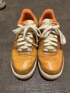 Nike Air Force 1 オレンジ/ブラウン