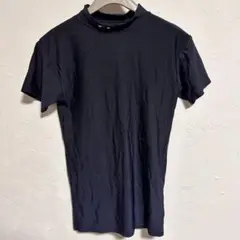 Under Armour ネイビー 半袖アンダーシャツMD