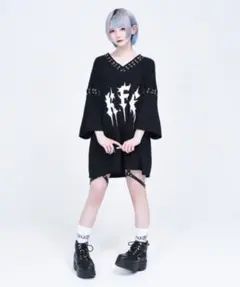 REFLEM レフレムリングピアスつきTシャツ　ブラックのサムネイル