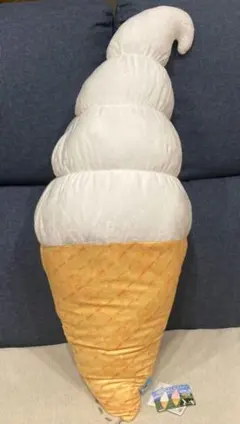 新品未使用　あの牧場のソフトクリーム　バニラミルク　ウルトラBIGぬいぐるみ