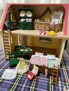 シルバニアファミリーきいちご林のかわいいおうちと小物セット☆お人形のおまけ付き