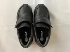 asics 黒 フォーマルシューズ マジックテープ