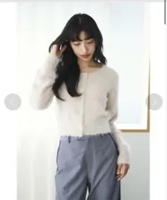 MIEL CRISHUNANT ふわふわシャギークルーネックカーディガン