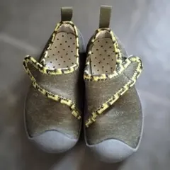 Item thumbnail for item ca69b026-8867-42e5-8368-e66bb90f15b3