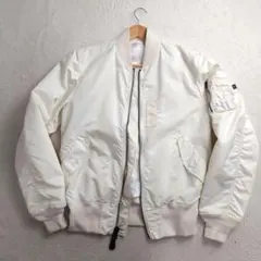 ✨激レア希少✨ALPHAアルファ MA1 ホワイト 大きめLサイズ