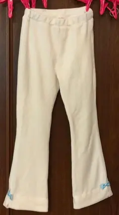 レギンス　フレア　ニット　白　リボン