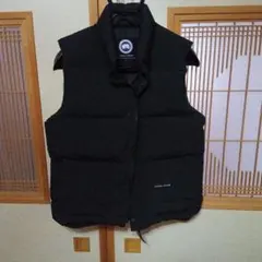 カナダグース 4131JM R WINDSOR ウィンザー ダウンベスト　黒