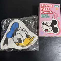 シークレットフェイスポーチ　ドナルド　ディズニーストア