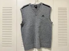 adidas アディダス　ベスト　ニットベスト　グレーベストのサムネイル