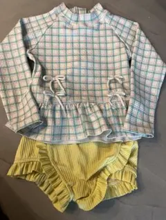 green label relaxing 女の子　水着 100cm セパレート