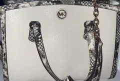 ✨極美品✨ MICHAEL KORS（マイケルコース）ショルダーバッグ