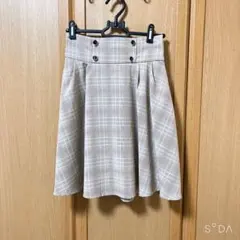 オリーブデオリーブ　ミニスカート　チェック　アイボリー
