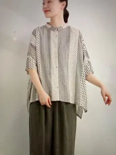 coyseio FRINGE SHIRRINGBLOUSE 花柄 半袖シャツ coyseioFRINGE SHIRRINGBLOUSE 花柄 半袖シャツ - メルカリ