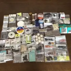ビーズ・アクセサリー材料　まとめ売り