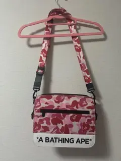A BATHING APE ピンクカモ ショルダーバッグのサムネイル