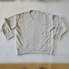 a.v.v ベージュ Vネック ニットセーターサイズL