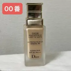 Dior プレステージ ホワイト ル プロテクター UV ミネラル BB 00のサムネイル