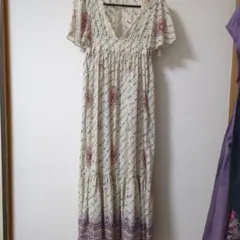 Snidelの花柄ロングワンピース