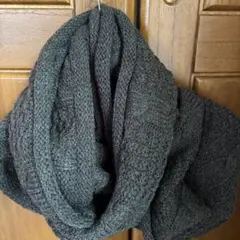 ダークブラウンケーブル編み スヌード
