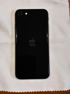 Apple iPhone 本体SE2 ブラック - メルカリ