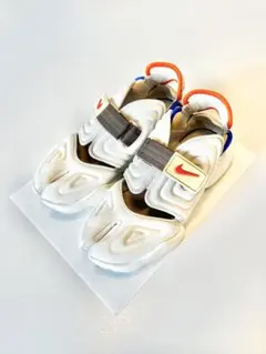 NIKE アクアリフト ベージュ 24cm