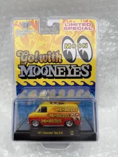M2マシーン MOONEYES 1971 Chevrolet Van G10