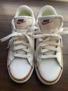 Nike コート レガシー ネクスト ネイチャー　スニーカー