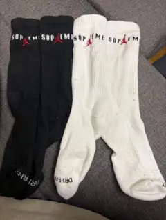 SUPREME ロゴ入り ソックス 2足セット　25〜27cm キュン様専用