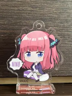 中野二乃　アクリルスタンド　5等分の花嫁