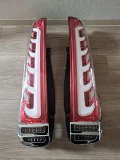 【0904】メテオ　ヴォクシー ノア エスクァイア テールランプ80前後期 2025年最新】VOXy メテオの人気アイテム - メルカリ