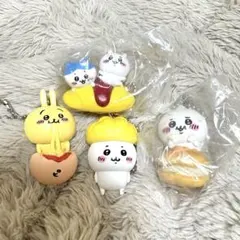 ちいかわ たべものいっぱいマスコット