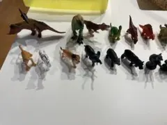 動物と恐竜のフィギュアセット 約30体