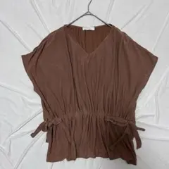 discoat Tシャツ　カットソー　ブラウン　Mのサムネイル