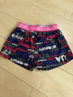 UNDER ARMOUR 半ズボン　6サイズ