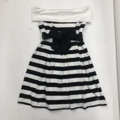 エミリアウィズ オフショル ワンピース 愛沢えみりのサムネイル