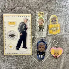 ELLY アクリルスタンドと会場限定ガチャ4点セット